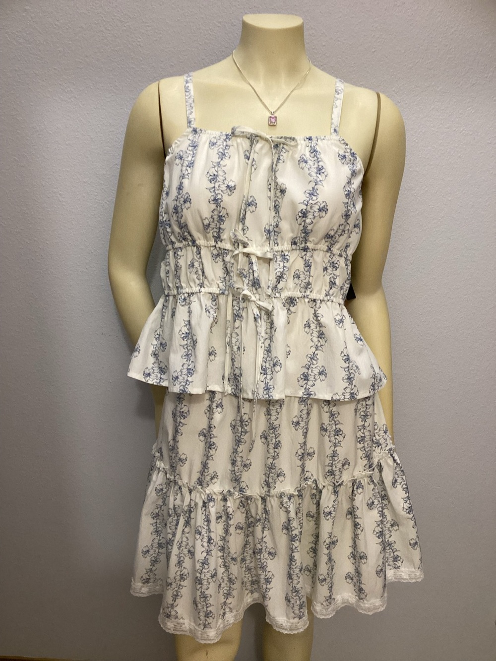 Celebrity Pink White Floral Blue Spaghetti-Strap Two Piece Set w/Skirt